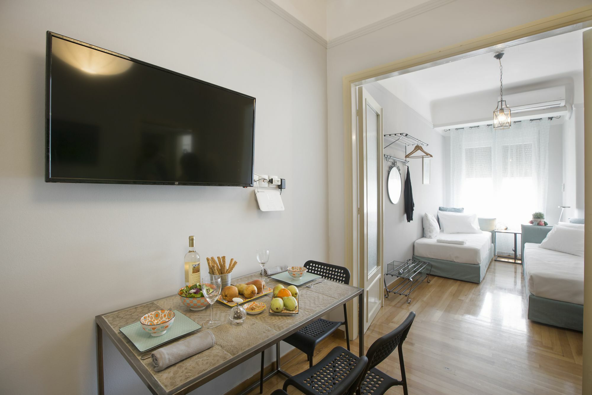 Attractive Flat Near The Acropolis Museum & Metro Station By Athenian Homes Buitenkant foto